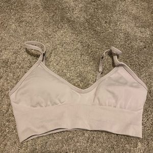 Lululemon sports bra